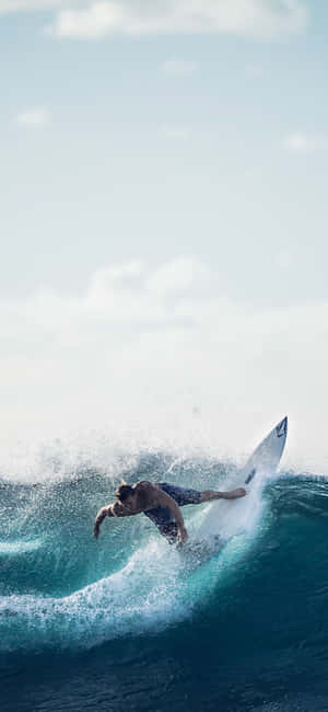 Surfing Iphone — iPhone 15 Wallpaper