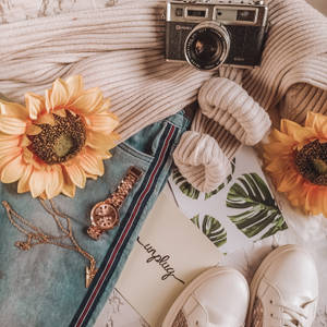 Estetikang Preppy na mga Sunflower Wallpaper