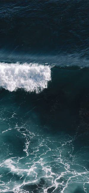 Iphone Travel — iPhone 16 Pro Max Wallpaper