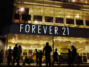 Wallpaper ng Forever 21 sa Japan. — 4:3 Wallpaper