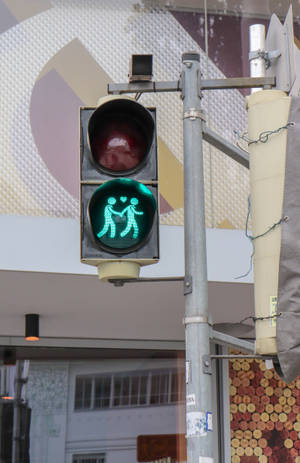 Gay inspired traffic light wallpaper — Honor MagicPad4 Wallpaper