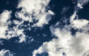 Decent capture of sky and clouds for Macbook — MacBook Air M2 Wallpaper