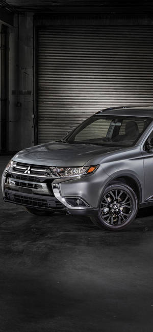 Gray Mitsubishi Outlander wallpaper — iPhone 18 Wallpaper