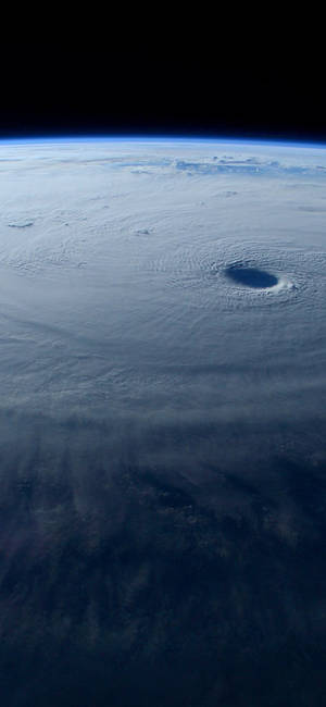 Hurricane scenic view wallpaper — iPhone 12 Wallpaper