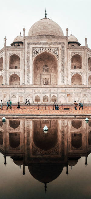 Indian Aesthetic Moske — ROG Phone 9 FE Wallpaper