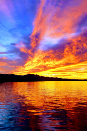 Mga larawan ng paglubog ng araw sa dalampasigan — Paglubog ng araw sa tabing-dagat Wallpaper