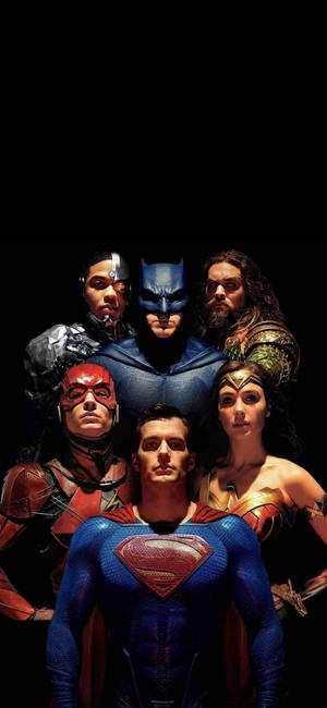 Wallpaper ng Justice League Movie Characters Phone — iPhone 16 Pro Max Wallpaper