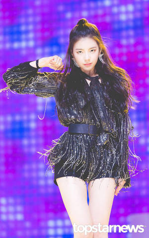 Lia ITZY It'z Different debut showcase wallpaper. — Lenovo Tab Wallpaper