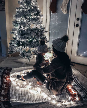 Maaliwalas na Pasko na Puno ng Aesthetic na wallpaper — Paskong aesthetic Wallpaper