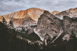 Mac background — MacBook Pro M3 Wallpaper