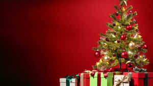 Christmas Tree Background — Christmas Tree Wallpaper