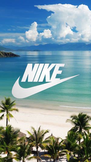 Malamig na Dalampasigan na may Sagisag Nike