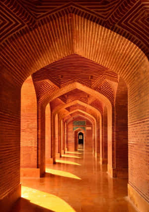 Marilag na Haligi ng Shah Jahan Mosque sa Ginintuang Oras