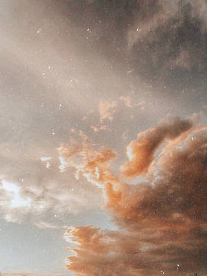 Wallpaper ng mga ulap na aesthetic na kulay light brown — Aesthetic na kayumanggi Wallpaper