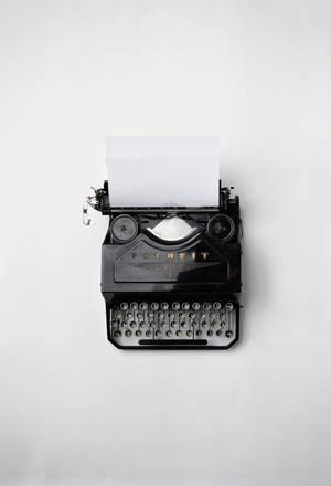 Minimal Black At White Fayorit Typewriter wallpaper