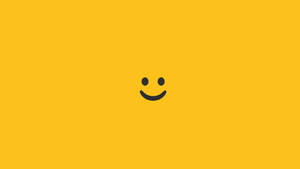 Minimalist smiling emoji sa mustard background wallpaper — iMac Wallpaper