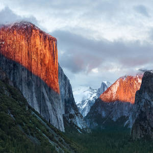 Mountain sunrise iPad Retina display wallpaper