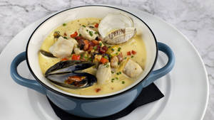 Mussels at clams chowder wallpaper — ROG Ally Wallpaper