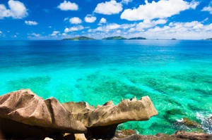 Ocean Coast Chromebook Background wallpaper