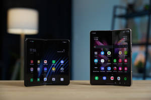 Oppo at Samsung Foldable Phones