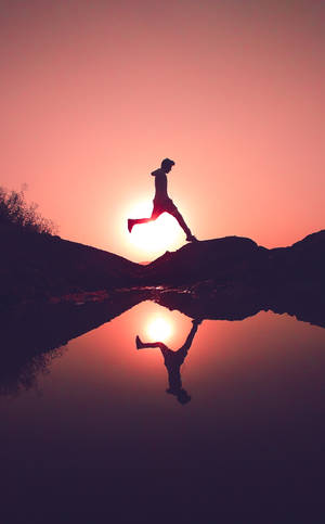 Parkour Man At Sunset wallpaper — Moto Pad 70 Pro Wallpaper