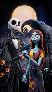 Magkasintunog sina Jack at Sally sa Halloween Town.