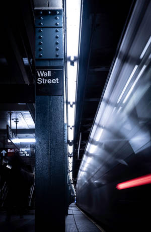 Tren ng Subway na Mabilis para sa iPhone — Honor MagicPad4 Wallpaper
