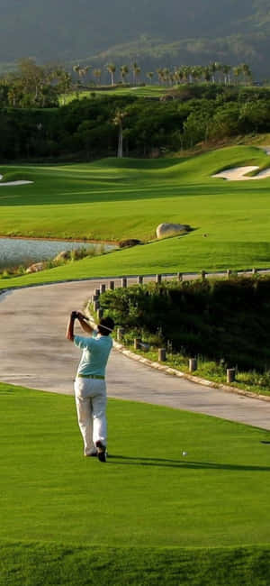Iphone X Golf Course Background — iPhone 16 Wallpaper