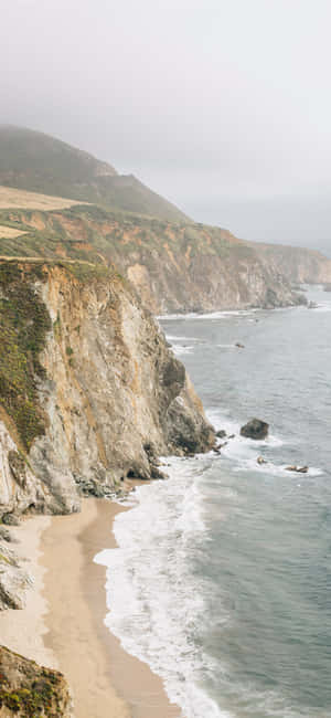 Background ng Big Sur — iPhone 17e Wallpaper