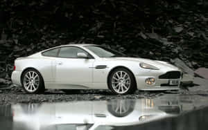 Ang Marangya at Makapangyarihang Aston Martin Vanquish — Steam Deck Wallpaper