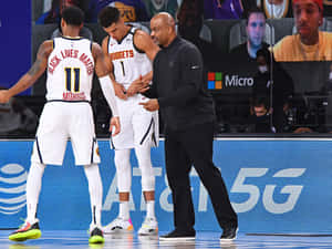 Wes Unseld Tagapagsanay ng Basketbol sa Gilid — Basketball GIF Wallpaper