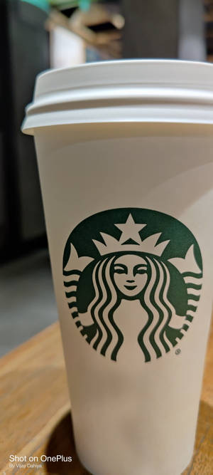 Puteng Starbucks Cup iPhone — Pixel 9 Wallpaper
