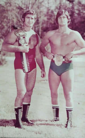 Wrestlers Bob Armstrong At Robert Fuller Vintage Full Shot — Infinix Xpad Wallpaper