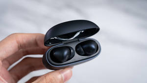 Xiaomi TWS Earphones — Xiaomi Wallpaper